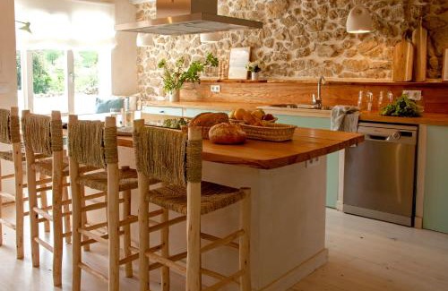 Valdaliga House | Wishome-Casa cercana a Comillas y piscina climatizada