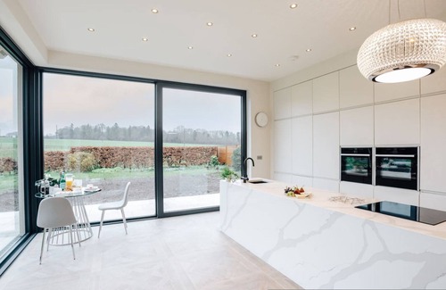 Medmenham House | Wisteria House in Buckinghamshire
