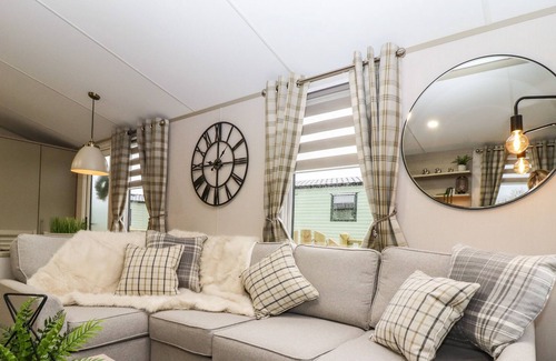 Fence House | WISWELL VIEW LODGE, family friendly in Barrow, Lancashire
