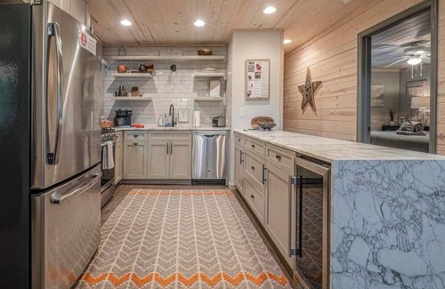 Blue Ridge Cabin | Witzy Woods: Your Ultimate Blue Ridge Escape for Serenity, Adventure and S’more