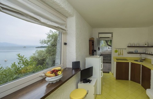 Portovenere Apartment | Woh! " What a Gorgeous View"