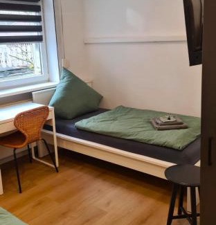 Passau Apartment | Wohnung Ilz - im Zentrum, Parkplatz, Küche, getrennte Betten