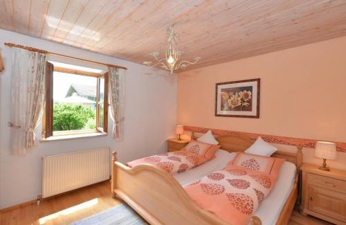 Bayerisch Eisenstein Apartment | Wohnung in Bayerisch Eisenstein mit Garten