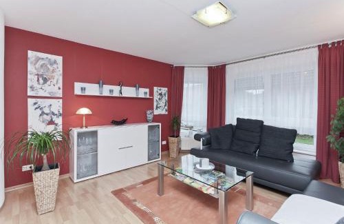 Mersheim Apartment | Wohnung in Nieheim am Waldrand