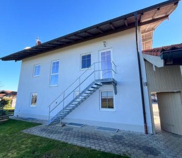 Waging am See Apartment | Wohnung mit Bergblick