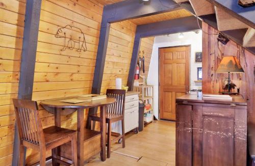 Big Bear Lake House | Wolf Cub Cabin - 1946 by Big Bear Vacations