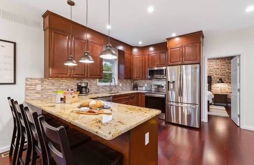 Albrightsville House | Wolf Run Lodge - Luxury 8bed/4bath. Hot Tub, Game Room, steps from lake/pool