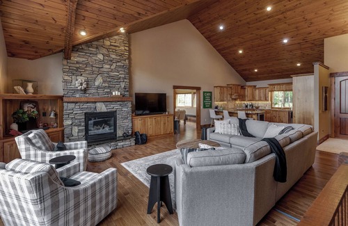Brainerd House | Wolf Trail Lodge - Lakefront Retreat on N Long Lake near State Trails