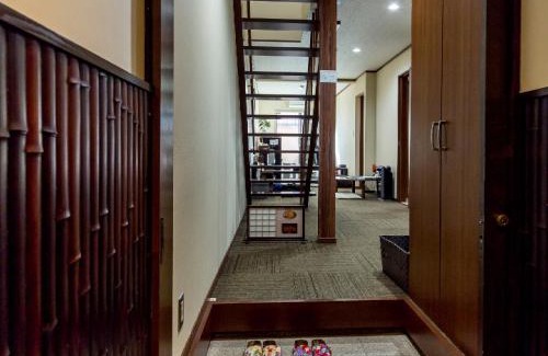 Karasuma House | Woman Only Guesthouse Nanohana (Female only)