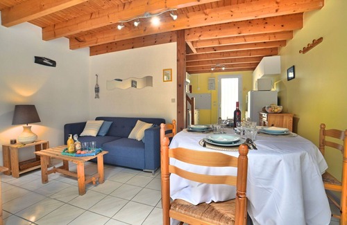 Dolus-d'Oleron House | Wonderful villa for 4 guests with WIFI, TV, terrace and parking