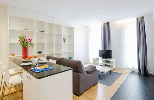 Poblenou House | Wonderful 1 bedroom apartment front of the Beach