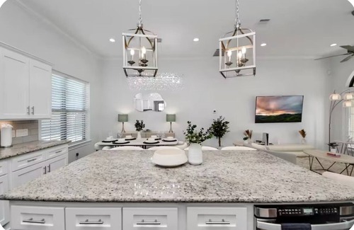 Woodlake - Briar Meadow House | Wonderful 3-bedroom townhome with AC in Houston