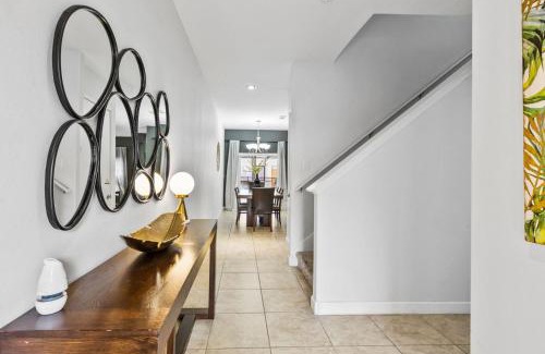 West Kissimmee Villa | Wonderful 4 bed Family Home with Private Pool