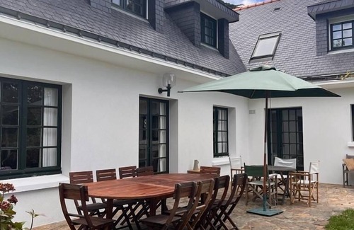 Arzon House | Wonderful 6 Bed Family Home with Stunning Views