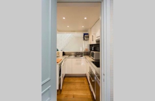 4th Arrondissement Apartment | Wonderful and charming Marais duplex between the Seine and Place des Vosges