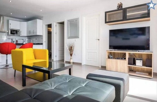 Torremolinos House | Wonderful beach front bungalow