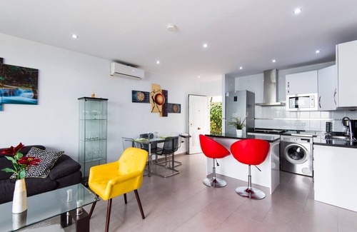 Torremolinos House | Wonderful beach front bungalow