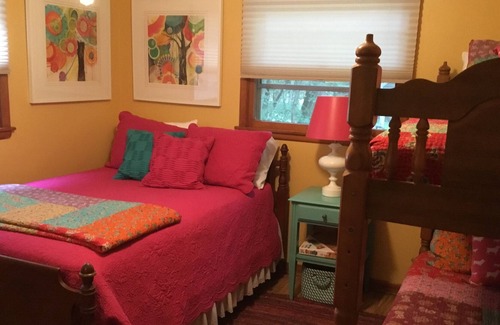Shelby Cottage | Wonderful family cottage with beautiful Lake Michigan beach