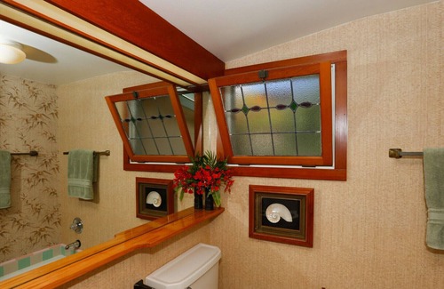 Kamuela Cottage | WONDERFUL FOR COUPLES