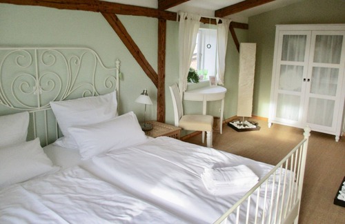 Steinbergkirche Apartment | wonderful holiday flat with a large garden and a dreamful view