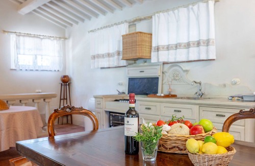 Campiglia Marittima Villa | Wonderful private villa with WIFI, private pool, hot tub, A/C, TV, patio and pets allowed