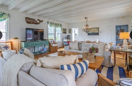 Devon House | WONDERFUL LAUREL BEACH HOME~SUPER CLEAN BEAUTIFUL W/VIEWS WATER AVAILSUMMER 2024