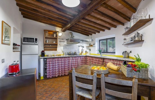 Greve in Chianti Villa | Wonderful private villa for 6 people with private pool, A/C, WIFI, TV, patio and panoramic view