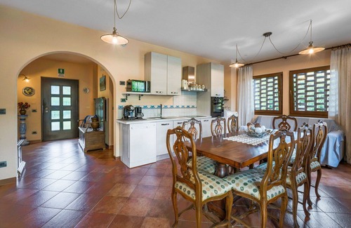 San Miniato Villa | Wonderful private villa with WIFI, A/C, private pool, TV, patio, pets allowed and parking
