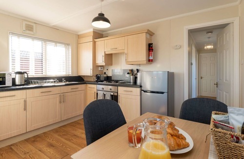 Cullachie House | Wonderful private villa for 4 guests with WIFI, TV, patio, pets allowed, panoramic view and park.