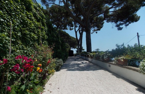 Vietri sul Mare House | Wonderful private villa with WIFI, TV, terrace, panoramic view and parking, close to Amalfi