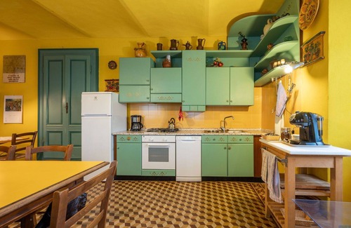 Cossano Belbo House | Wonderful private villa for 10 people with A/C, private pool, patio and pets allowed