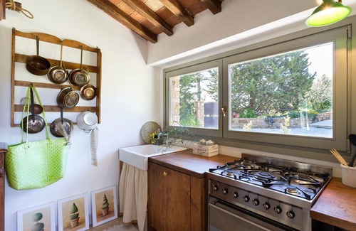 Gambassi Terme Villa | Wonderful private villa with WIFI, A/C, private pool, TV, terrace, parking, close to San Gimignano