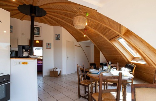 Plouguerneau House | Wonderful private villa for 2 guests with TV, terrace and parking