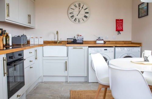 Staffin House | Wonderful private villa for 2 people with WIFI and TV