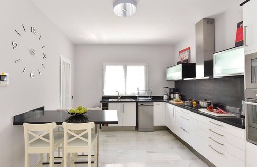 Costa Meloneras House | Wonderful private villa for 8 guests with private pool, WIFI, A/C, TV, pets allowed and parking