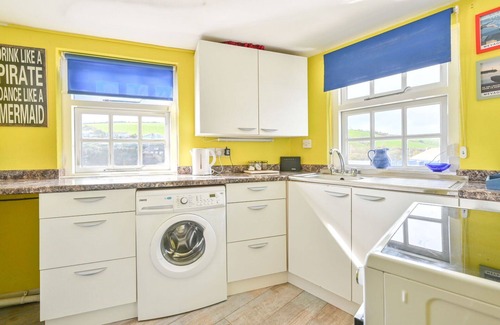 Portmellon House | Wonderful private villa for 4 guests with WIFI, TV, patio and pets allowed