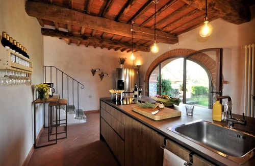 Montegonzi Villa | Wonderful private villa with WIFI, private pool, A/C, TV, veranda, panoramic view and parking