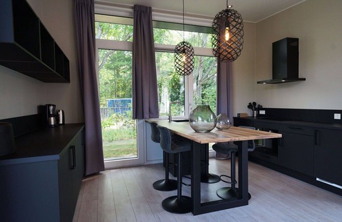 IJhorst House | Wonderful private villa for 4 guests with pool, WIFI, TV and terrace