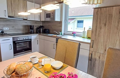 Altefaehr House | Wonderful private villa for 4 guests with WIFI, TV, terrace and parking