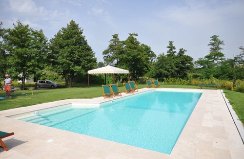 Montecarlo Villa | Wonderful private villa with WIFI, A/C, private pool, TV, patio, pets allowed and panoramic view