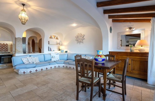 Cannigione House | Wonderful private villa for 8 guests with WIFI, A/C, TV, patio and pets allowed