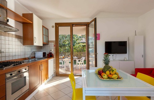 Follonica House | Wonderful private villa with A/C, WIFI, private pool, TV, patio, pets allowed and parking