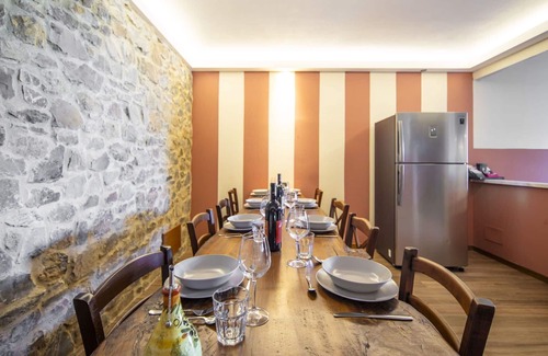 Lucignano House | Wonderful private villa for 16 guests with A/C, WIFI, private pool, hot tub, TV, terrace and par.
