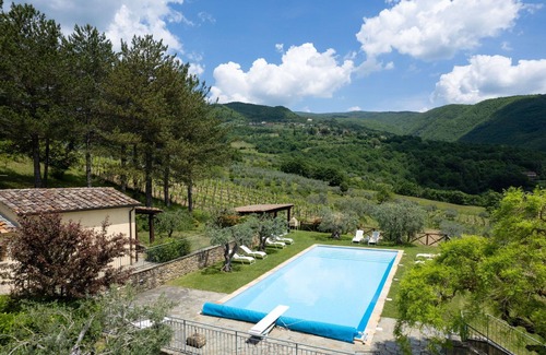 Subbiano Villa | Wonderful private villa with hot tub, private pool, A/C, WIFI, TV and terrace, close to Arezzo