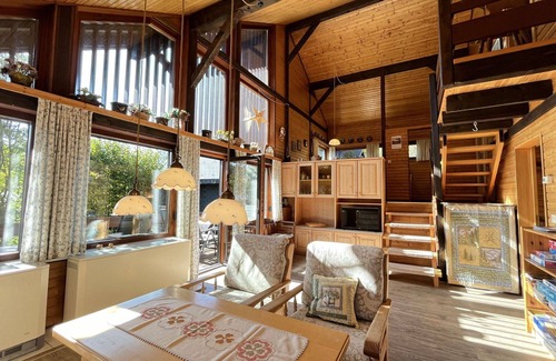 Bernau House | Wonderful private villa for 6 people with TV, balcony, pets allowed and parking