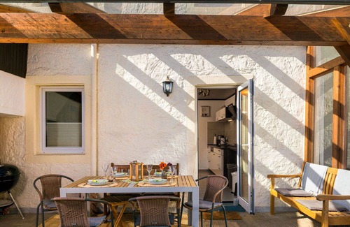Manderscheid House | Wonderful private villa for 7 people with WIFI, TV and patio