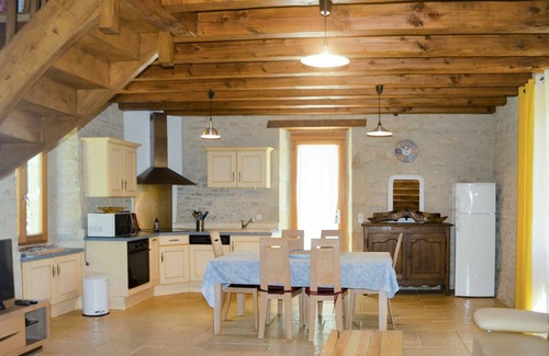 Pontcirq Villa | Wonderful private villa for 6 guests with WIFI, private pool, TV, terrace, pets allowed and park.