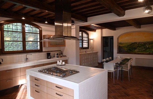Certaldo Villa | Wonderful private villa with private pool, WIFI, hot tub, A/C, TV, patio, close to San Gimignano