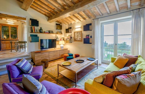 Torricella Villa | Wonderful private villa for 6 guests with WIFI, private pool, A/C, TV, pets allowed and parking