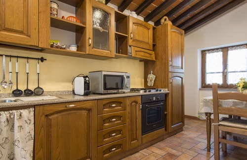 Oliveto Villa | Wonderful private villa for 8 people with private pool, WIFI, TV, patio, pets allowed and parking